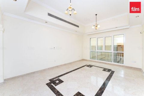 Villa Al Barsha, Dubaijā, AAE 4 istabas, 1393.5 m2 Nr. 668845 - attēls 14