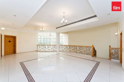 Villa Al Barsha, Dubaijā, AAE 4 istabas, 1393.5 m2 Nr. 668845 - attēls 9