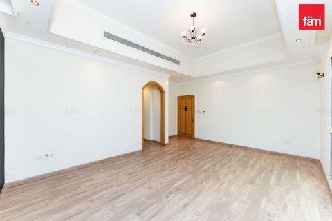 Villa Al Barsha, Dubaijā, AAE 4 istabas, 1393.5 m2 Nr. 668845 - attēls 18