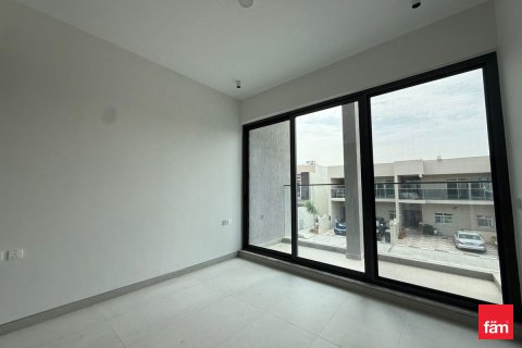 Villetta a schiera in affitto a Al Furjan, Dubai, EAU 4 camere da letto, 325.2 mq. № 705772 - foto 2