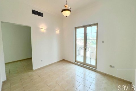 Villa en alquiler en Jumeirah Islands, Dubai, EAU 4 dormitorios, 988.67 m2 № 758714 - foto 11