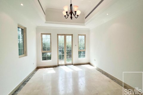 Villa en alquiler en Jumeirah Islands, Dubai, EAU 4 dormitorios, 988.67 m2 № 758714 - foto 5