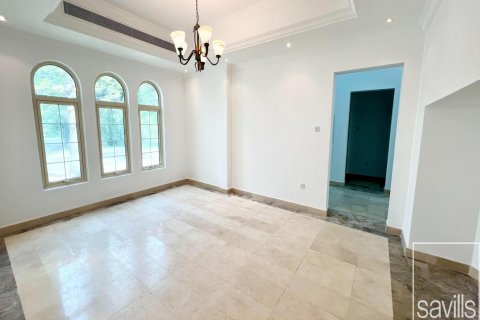 Villa en alquiler en Jumeirah Islands, Dubai, EAU 4 dormitorios, 988.67 m2 № 758714 - foto 2