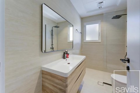 Vila u gradu Palm Jumeirah, Dubai, UAE 5 spavaće sobe, 622.36 m2 Br. 758719 - Slika 12