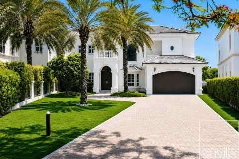 Jumeirah Islands, Dubai, UAE의 빌라 침실 4개, 933.03제곱미터 번호 758715