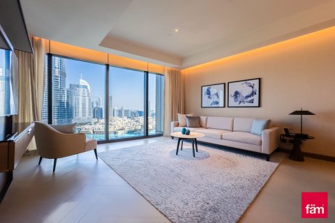 Dubai, UAE의 임대용 아파트 침실 3개, 164.8제곱미터 번호 701607 - 사진 3