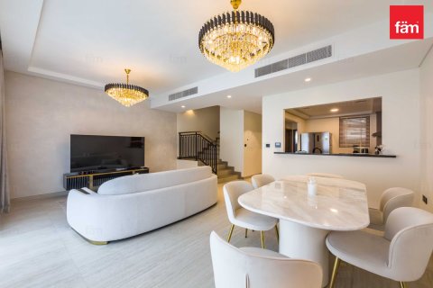 Kuća u nizu u gradu Dubai, UAE 4 spavaće sobe, 144 m2 Br. 741452 - Slika 4
