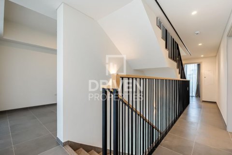 Villa en venta en Arabian Ranches 3, Dubai, EAU 4 dormitorios, 286.98 m2 № 744243 - foto 14