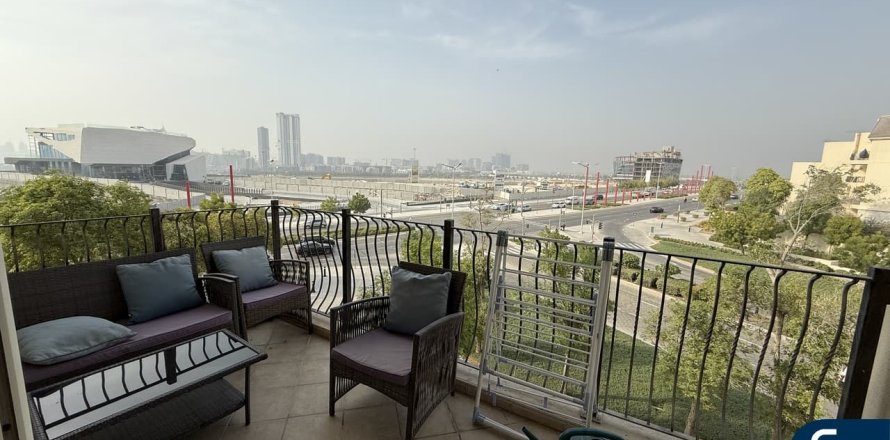 Appartamento a Motor City, Dubai, EAU 2 camere da letto, 164 mq. № 688713