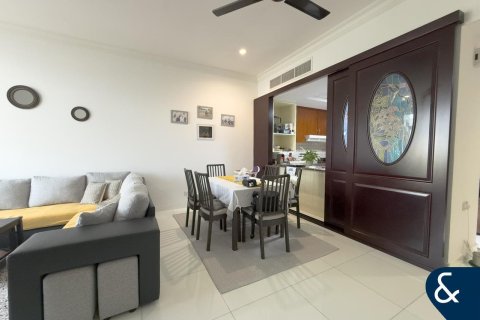 Appartamento in vendita a Motor City, Dubai, EAU 2 camere da letto, 164 mq. № 688713 - foto 4