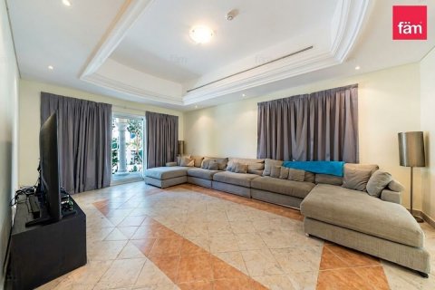 Villa uthyres i Dubai, UAE 5 sovrum, 881.9 kvm Nr. 718487 - fotografi 26