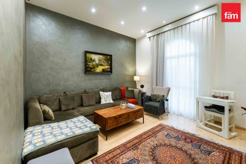 Vilë në Dubai, Emiratet e Bashkuara Arabe 4 dhoma gjumi, 389 m2. № 630316 - Foto 10