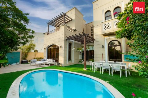 Vilë në Dubai, Emiratet e Bashkuara Arabe 4 dhoma gjumi, 389 m2. № 630316 - Foto 30