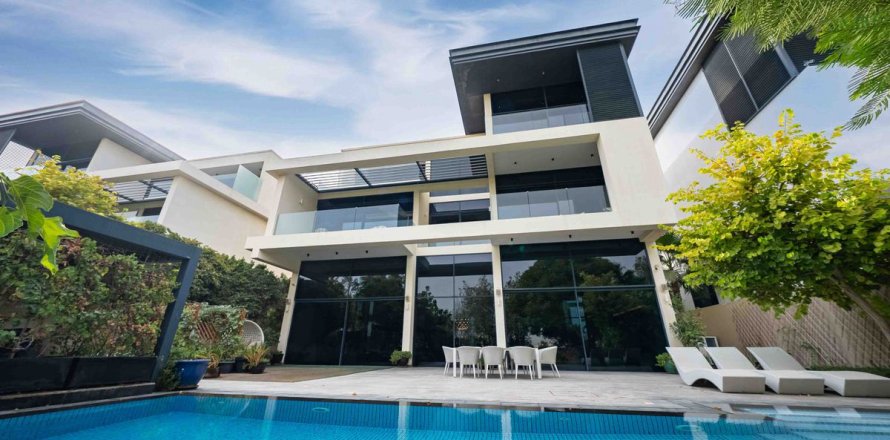 Villa à Dubai, EAU: 6 chambres, 1117.1 m2 № 630319