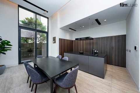 Vila v Dubai, SAE 6 ložnice, 1117.1 m² Č.: 630319 - fotografie 13