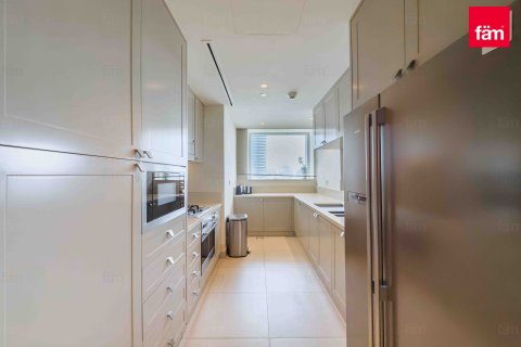 Huoneisto Downtown Dubai (Downtown Burj Dubai), Arabiemiraatit 2 makuuhuonetta, 134.4 m2 № 635944 - kuva 19