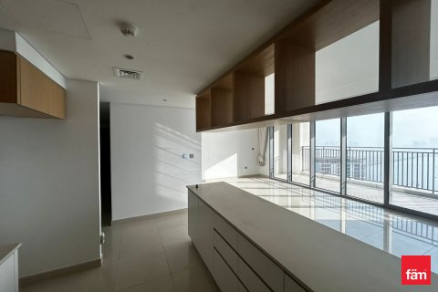 Apartment in Dubai, UAE 3 bedrooms, 157 sq.m. № 635945 - photo 4
