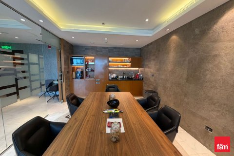 Birojs Business Bay, Dubaijā, AAE 80.4 m2 Nr. 706093 - attēls 12