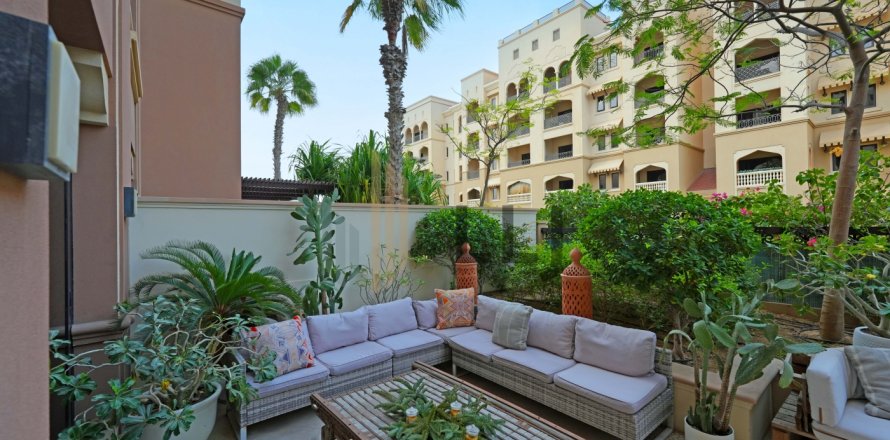 דירה ב Saadiyat Island, Abu Dhabi, איחוד האמירויות 3 חדרי שינה, 207 מ"ר מספר 670424