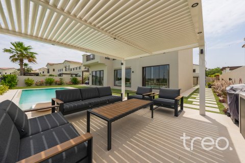 Villa till försäljning i Arabian Ranches, Dubai, UAE 5 sovrum, 585.29 kvm Nr. 733898 - fotografi 29