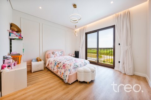 Villa till försäljning i Arabian Ranches, Dubai, UAE 5 sovrum, 585.29 kvm Nr. 733898 - fotografi 22
