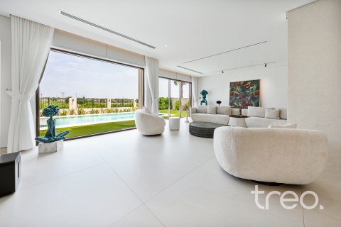 Villa till försäljning i Arabian Ranches, Dubai, UAE 5 sovrum, 585.29 kvm Nr. 733898 - fotografi 3