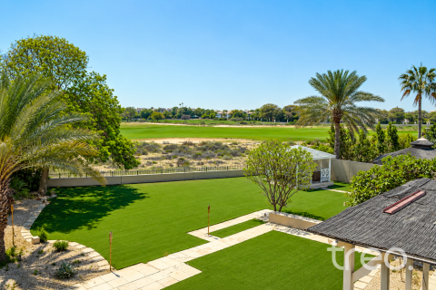 Villa en venta en Arabian Ranches, Dubai, EAU 5 dormitorios, 493.22 m2 № 733900 - foto 9