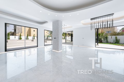 Villa till försäljning i Meadows, Dubai, UAE 5 sovrum, 418.06 kvm Nr. 733901 - fotografi 13