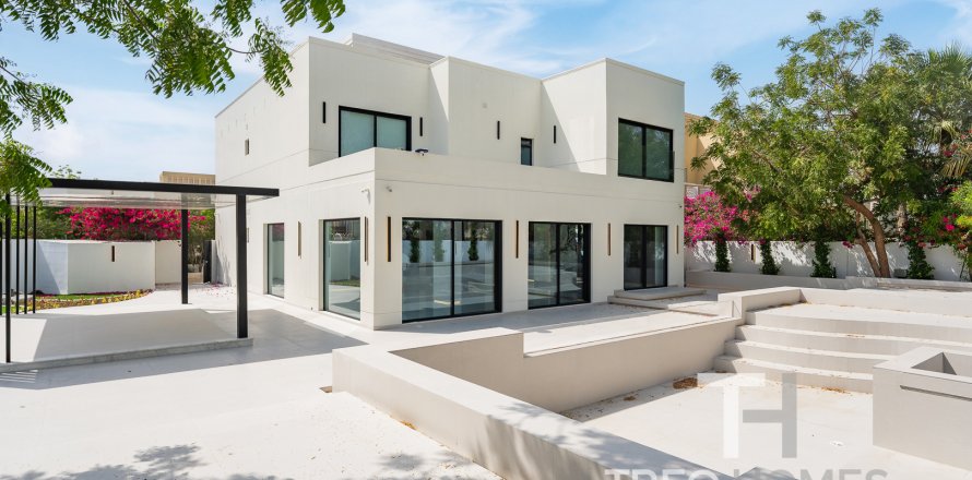 Villa i Meadows, Dubai, UAE 5 sovrum, 418.06 kvm Nr. 733901