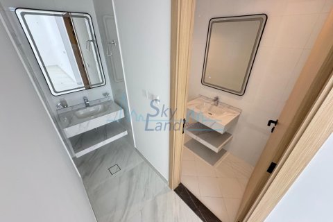 Vila v Jumeirah, Dubai, SAE 6 spální, 371.6 m2 č. 658898 - Fotografia 15