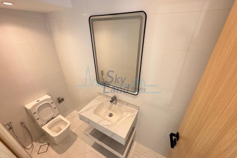 Vila v Jumeirah, Dubai, SAE 6 spální, 371.6 m2 č. 658898 - Fotografia 10