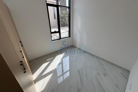 Vila v Jumeirah, Dubai, SAE 6 spální, 371.6 m2 č. 658898 - Fotografia 9