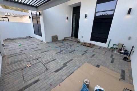 Vila v Jumeirah, Dubai, SAE 6 spální, 371.6 m2 č. 658898 - Fotografia 22