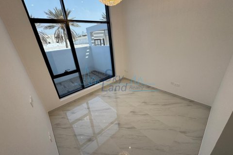 Vila v Jumeirah, Dubai, SAE 6 spální, 371.6 m2 č. 658898 - Fotografia 18