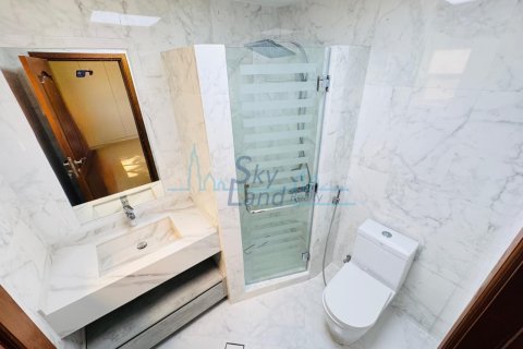 Villa itt: Jumeirah, Dubai, EAE, 5 hálószoba, 464.5 m², azonosító: 658899 - fénykép 20