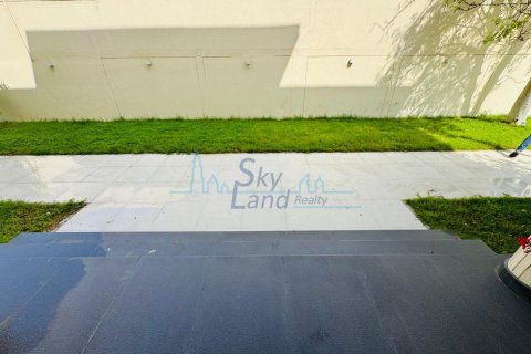 Villa itt: Jumeirah, Dubai, EAE, 5 hálószoba, 464.5 m², azonosító: 658899 - fénykép 14