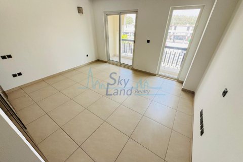 Vila u Umm Suqeim, Dubai, UAE 5 spavaćih soba, 371.6 m2 Br. 658900 - fotografija 28