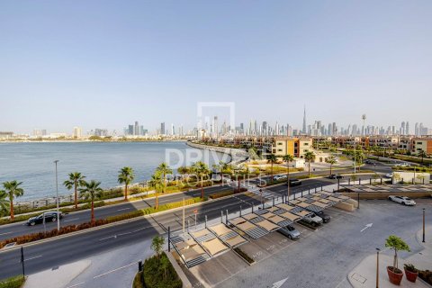 Apartament na sprzedaż w Jumeirah, Dubai, ZEA 2 sypialnie, 111.95 mkw., nr 744655 - zdjęcie 14