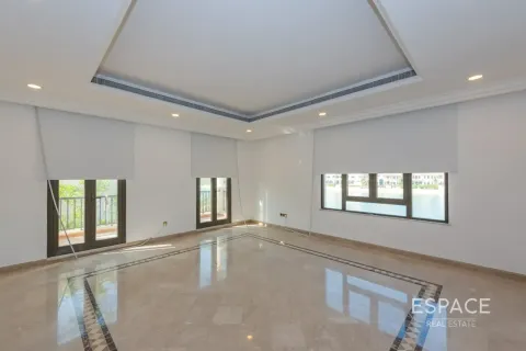 Villa zum Verkauf in Palm Jumeirah, Dubai, VAE 6 Schlafzimmer, 650 m2 Nr. 649780 - Foto 14