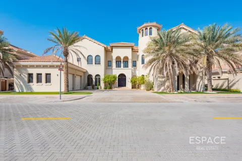 Villa in vendita a Palm Jumeirah, Dubai, EAU 6 camere da letto, 650 mq. № 649780 - foto 2