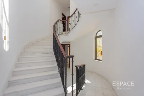Villa in vendita a Palm Jumeirah, Dubai, EAU 6 camere da letto, 650 mq. № 649780 - foto 16