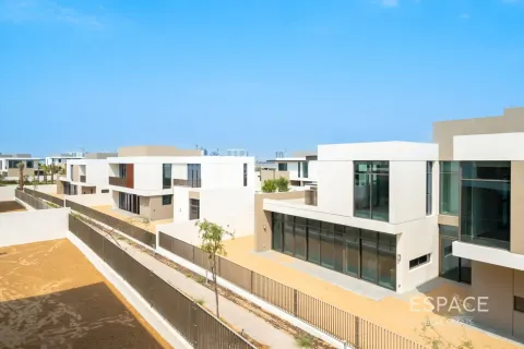 Vila v Al Furjan, Dubai, SAE 4 ložnice, 429 m² Č.: 649782 - fotografie 10