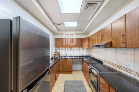 Зняти в оренду квартиру в Джумейра Лейк Тауэрс, Дубай, ОАЕ 3 спальні, 176м2, № 684399 - фото 11