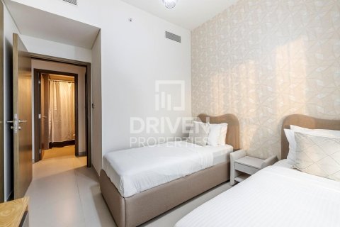 Apartament de închiriat în Downtown Dubai (Downtown Burj Dubai), Dubai, EAU 3 dormitoare, 122 mp. №684397 - poză 8