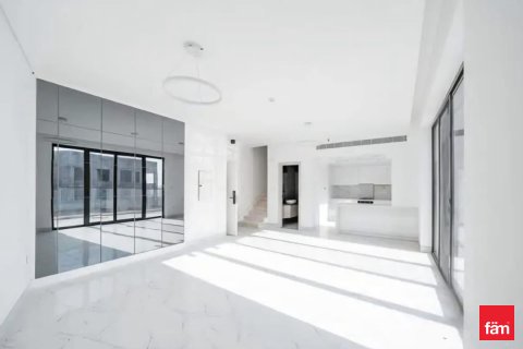 Dupleks në Dubai, Emiratet e Bashkuara Arabe 2 dhoma gjumi, 131.2 m2. № 660225 - Foto 1