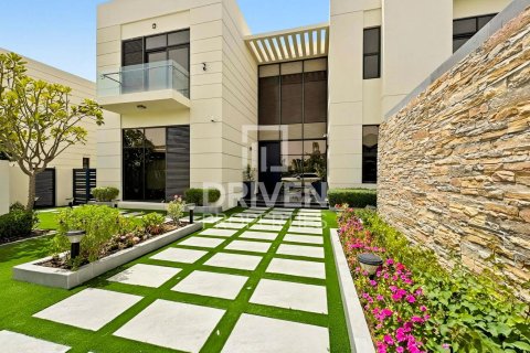 Villa till försäljning i DAMAC Hills (Akoya by DAMAC), Dubai, UAE 6 sovrum, 1222.98 kvm Nr. 756718 - fotografi 1