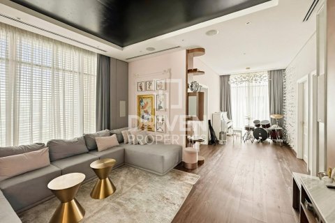 Villa till försäljning i DAMAC Hills (Akoya by DAMAC), Dubai, UAE 6 sovrum, 1222.98 kvm Nr. 756718 - fotografi 5