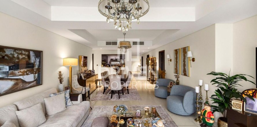 Apartment i Palm Jumeirah, Dubai, UAE 3 soveværelser, 397.9 kvm № 756716