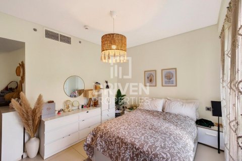 Apartment til salg i Palm Jumeirah, Dubai, UAE 3 soveværelser, 397.9 kvm № 756716 - foto 6