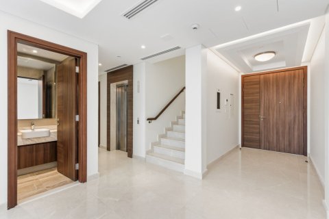 Apartamento en alquiler en Downtown Dubai (Downtown Burj Dubai), Dubai, EAU 3 dormitorios, 357.86 m2 № 750830 - foto 12